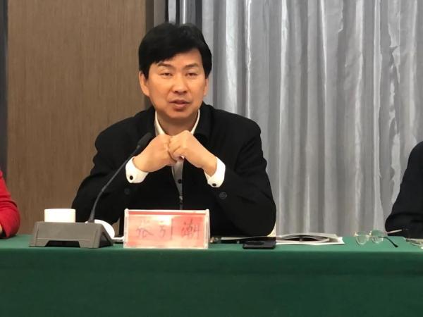 尹刚强出席会议黄正秋充分肯定了扬州世园会筹备工作,并对开幕式等