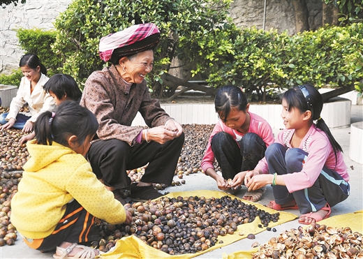 广西贫困人口有多少_广西贫困(2)