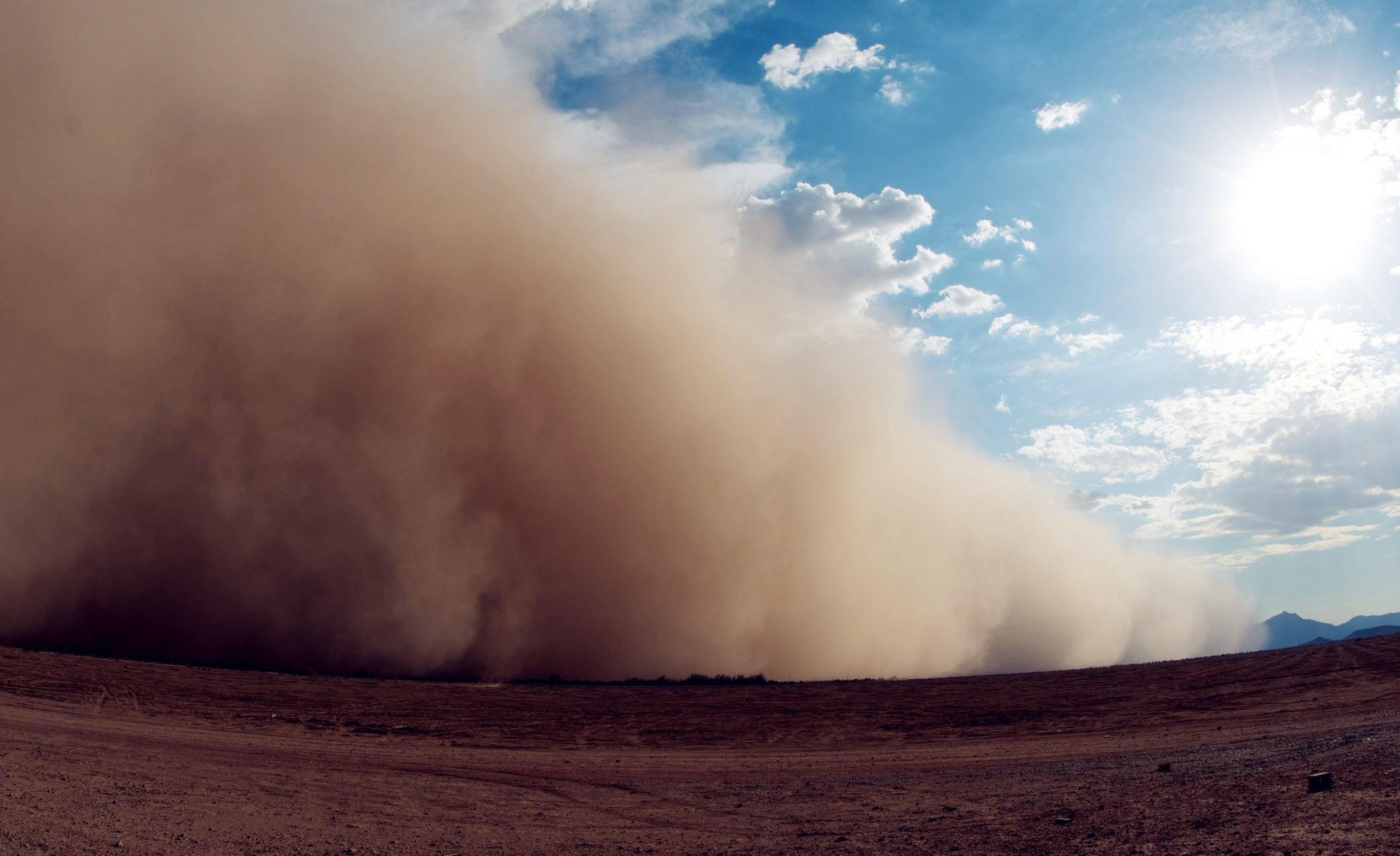 科普专栏 科普天地 土地的沙化给大风起沙制造了物质源泉.