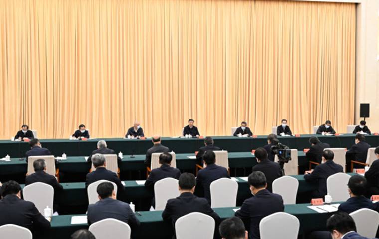 习近平在河北考察并主持召开深入推进京津冀协同发展座谈会