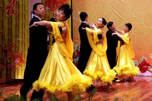 交谊舞 宫廷华尔兹(舞蹈协会演出)