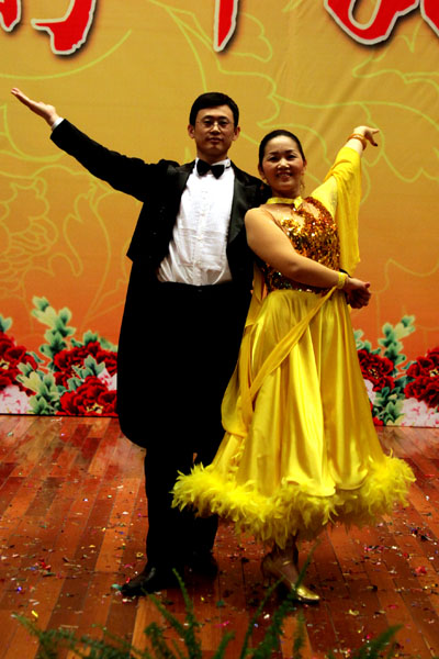 交谊舞 宫廷华尔兹(舞蹈协会演出)