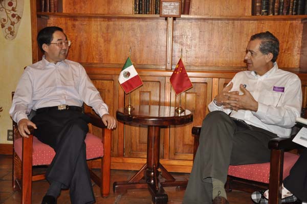 张永利会见墨西哥环境与自然资源部部长胡安·