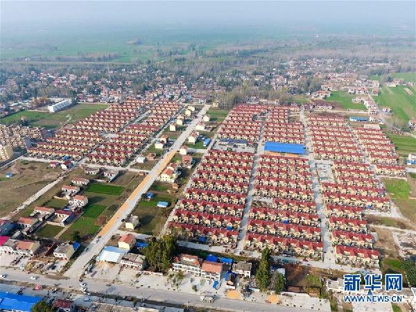 实现历史跨越 攻克深度贫困——党的十八大以来脱贫攻坚取得显著成效