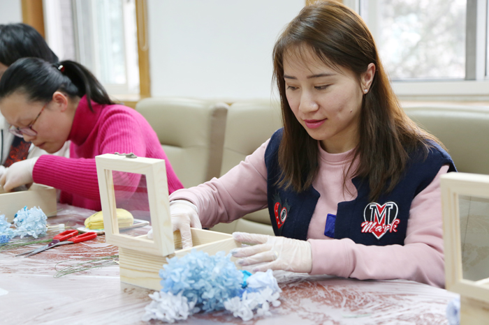 我院妇工委组织纪念三八国际劳动妇女节活动